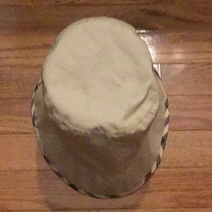 Burberry women’s Hat